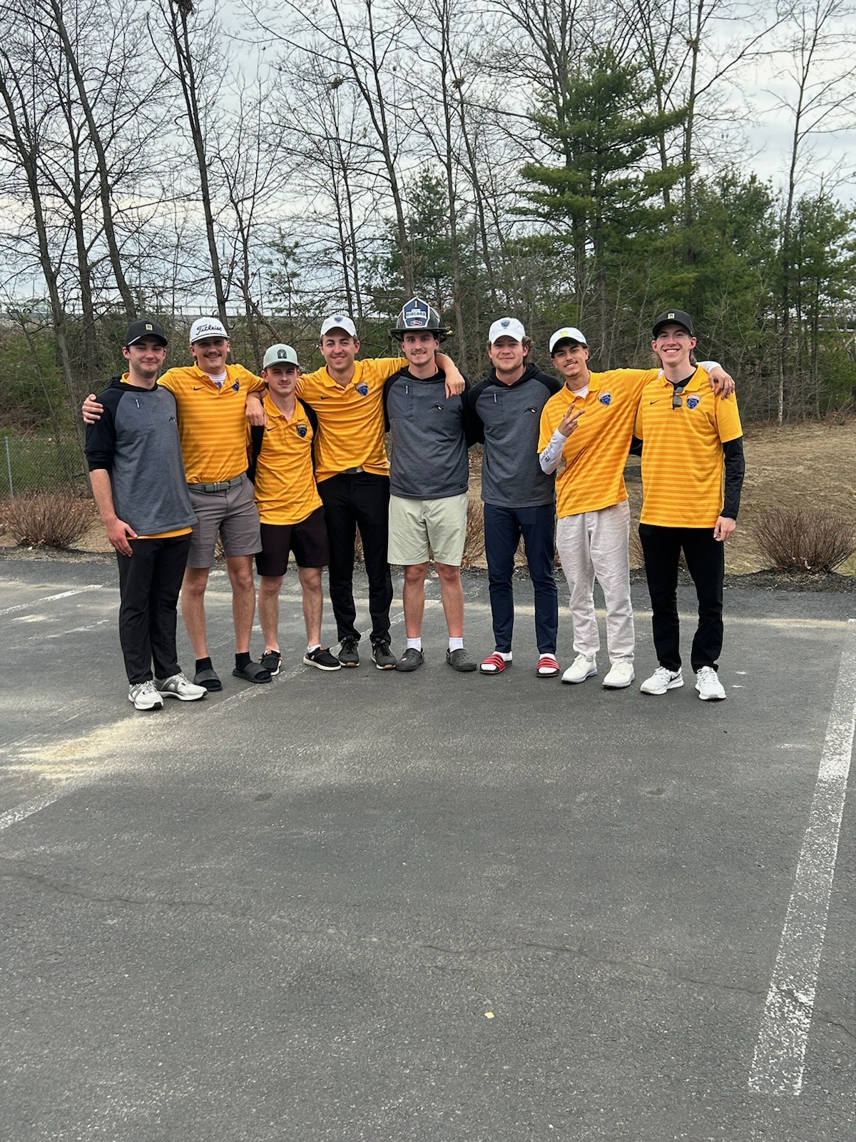 Wolves win in windy conditions