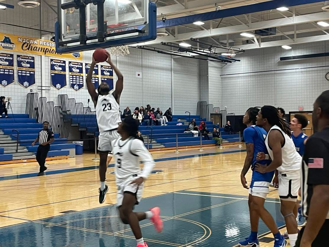 Thunderwolves drop second straight in 23-point defeat against host Monroe at MLK Mixer