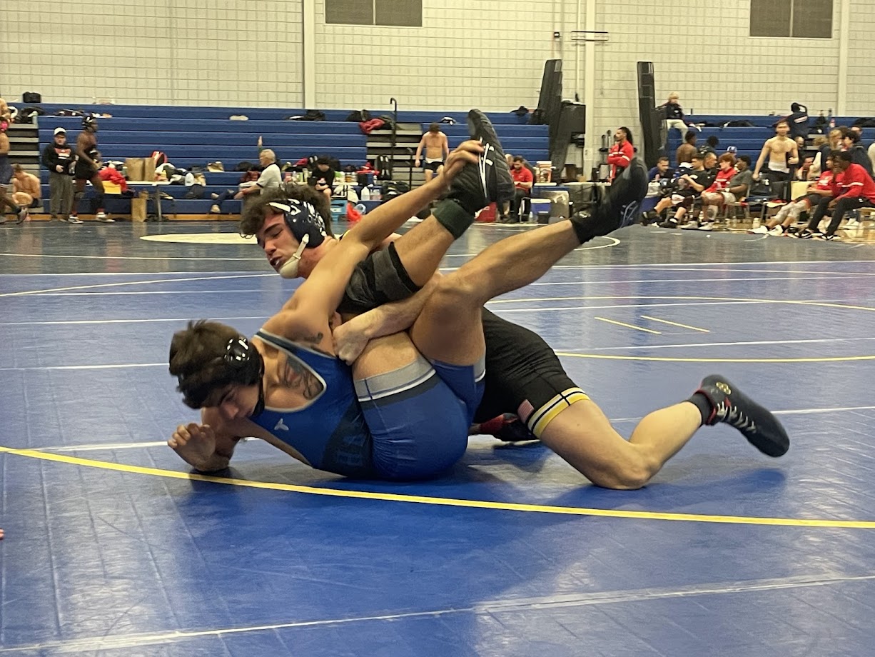Poe places fourth, Thunderwolves send three to podium at 39th John Summa Invitational Saturday